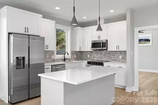 62 Upper Moffitt Rd, Asheville, NC 28805 - Photo 1