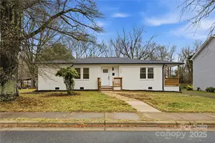 523 Biltmore St, Mooresville, NC 28115 - Photo 1