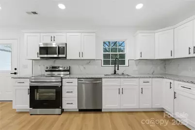 523 Biltmore Street, Mooresville, NC 28115 - Photo 9