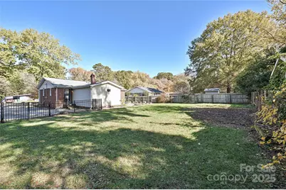 1514 Briarfield Drive, Charlotte, NC 28205 - Photo 27