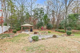 8907 Steelechase Dr, Charlotte, NC 28273 - Photo 35