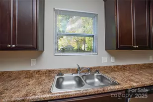 1232 Matheson Ave, Charlotte, NC 28205 - Photo 11