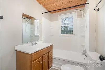 808 Harrisburg Drive SW, Lenoir, NC 28645 - Photo 7