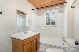 808 Harrisburg Dr SW, Lenoir, NC 28645 - Photo 7