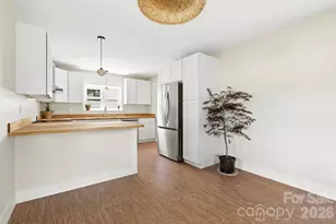 13 Fireside Dr, Asheville, NC 28806 - Photo 7