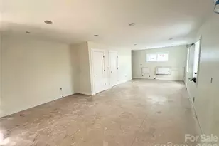 13 Fireside Dr, Asheville, NC 28806 - Photo 9