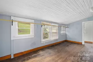 1906 Ratcliff Cove Rd, Waynesville, NC 28786 - Photo 15