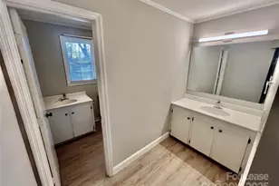 2022 Old Oakland Cir, Lancaster, SC 29720 - Photo 9