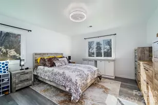 1 Wintry Dr, Hendersonville, NC 28792 - Photo 9