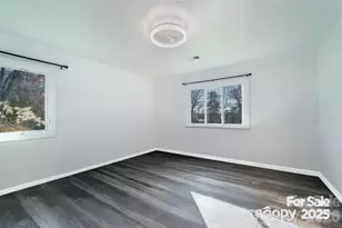 1 Wintry Dr, Hendersonville, NC 28792 - Photo 7