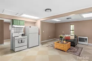 195 Nature Ln, Waynesville, NC 28786 - Photo 27