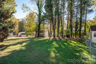 1131 Woodvale Ave, Gastonia, NC 28054 - Photo 13