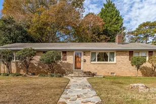 1301 Laurel Ln, Gastonia, NC 28054 - Photo 5