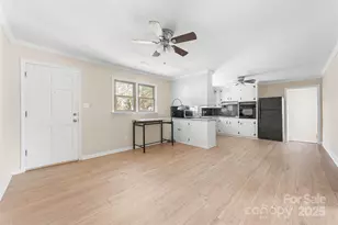 1301 Laurel Ln, Gastonia, NC 28054 - Photo 13