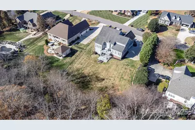 143 S Gibbs Road, Mooresville, NC 28117 - Photo 5