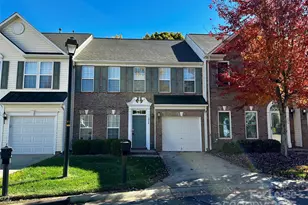 7946 Mariners Pointe Cir, Denver, NC 28037 - Photo 1