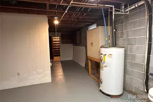 2945 Freezer Locker Rd, Hudson, NC 28638 - Photo 33