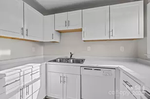 4600 Coronado Dr, Charlotte, NC 28212 - Photo 9