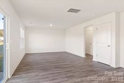 515 Tomlin Trail, Spartanburg, SC 29301 - Photo 9