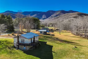 1879 White Oak Rd, Burnsville, NC 28714 - Photo 3