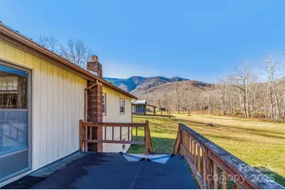 1879 White Oak Road, Burnsville, NC 28714 - Photo 17