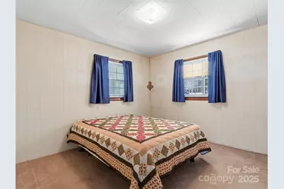 1879 White Oak Road, Burnsville, NC 28714 - Photo 21