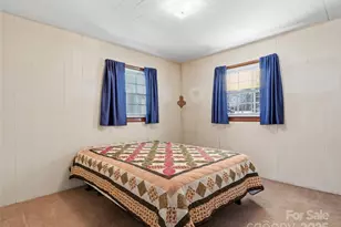 1879 White Oak Rd, Burnsville, NC 28714 - Photo 21