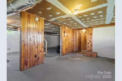 1879 White Oak Road, Burnsville, NC 28714 - Photo 25