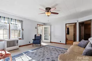 1879 White Oak Rd, Burnsville, NC 28714 - Photo 11