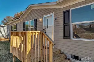 28 Addie Ln, Waynesville, NC 28786 - Photo 3