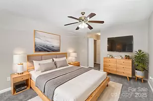 8230 Rudolph Rd, Charlotte, NC 28216 - Photo 5