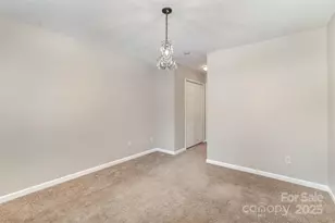 8230 Rudolph Rd, Charlotte, NC 28216 - Photo 35