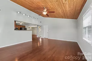 7088 Wateredge Dr, Sherrills Ford, NC 28673 - Photo 9