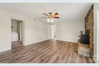 7088 Wateredge Drive, Sherrills Ford, NC 28673 - Photo 23