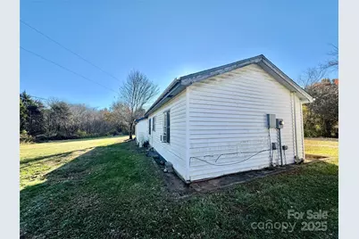 199 Bell Farm Road, Statesville, NC 28625 - Photo 15