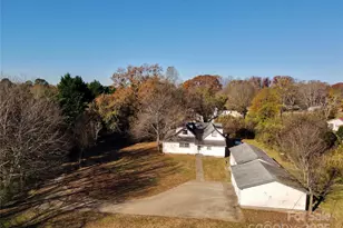 199 Bell Farm Rd, Statesville, NC 28625 - Photo 3