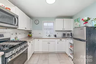 106 E Liberty St, China Grove, NC 28023 - Photo 3