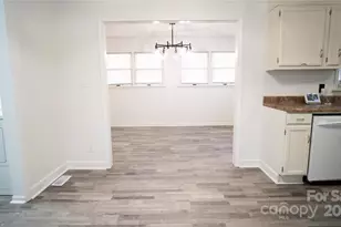 3916 David Cox Rd, Charlotte, NC 28269 - Photo 7