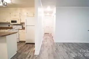 3916 David Cox Rd, Charlotte, NC 28269 - Photo 11