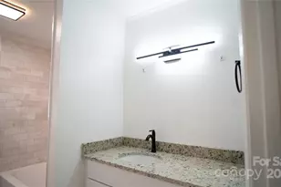 3916 David Cox Rd, Charlotte, NC 28269 - Photo 15