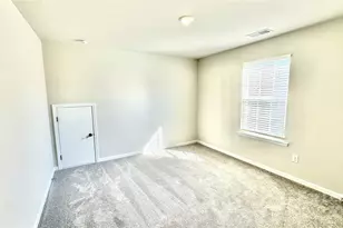 1627 Swallow Tail Dr, Belmont, NC 28012 - Photo 7