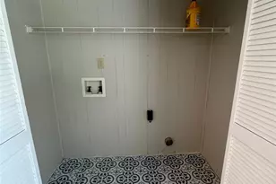 313 E Washington Ave, Bessemer City, NC 28016 - Photo 5