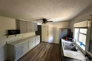 175 Rush Loop Rd, Mount Gilead, NC 27306 - Photo 5