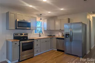 6005 Penndale Dr, Shelby, NC 28152 - Photo 7