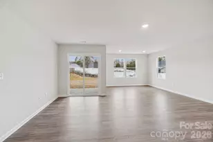 527 Tomlin Trail, Spartanburg, SC 29301 - Photo 7