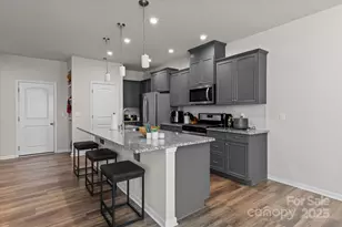 1564 Galloway Rd, Charlotte, NC 28262 - Photo 7