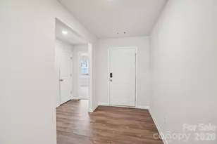 518 Tomlin Trail, Spartanburg, SC 29301 - Photo 3