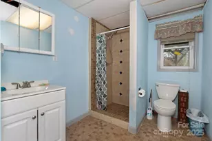 10 Maple Ct, Newton, NC 28658 - Photo 21