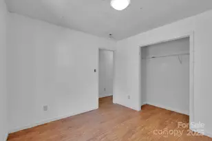 12049 Stewarts Crossing Dr, Charlotte, NC 28215 - Photo 21