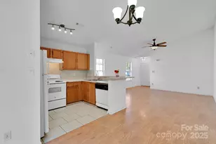 12049 Stewarts Crossing Dr, Charlotte, NC 28215 - Photo 11